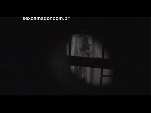 ❤️ 金發女郎被隱藏在空心磚後面的鄰居偷窺偷拍 ❤️❌ 只是色情 在 zh-tw.serviporno.ru ❤